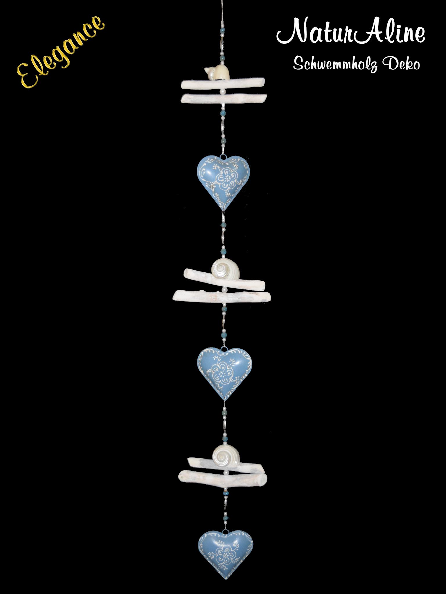 Schwemmholz Girlande Elegance, 100 cm, mit 3 blauen Metallherzen, Turbo-fluctuosa-Schneckenhäusern, weissem Holz und Perlen.
